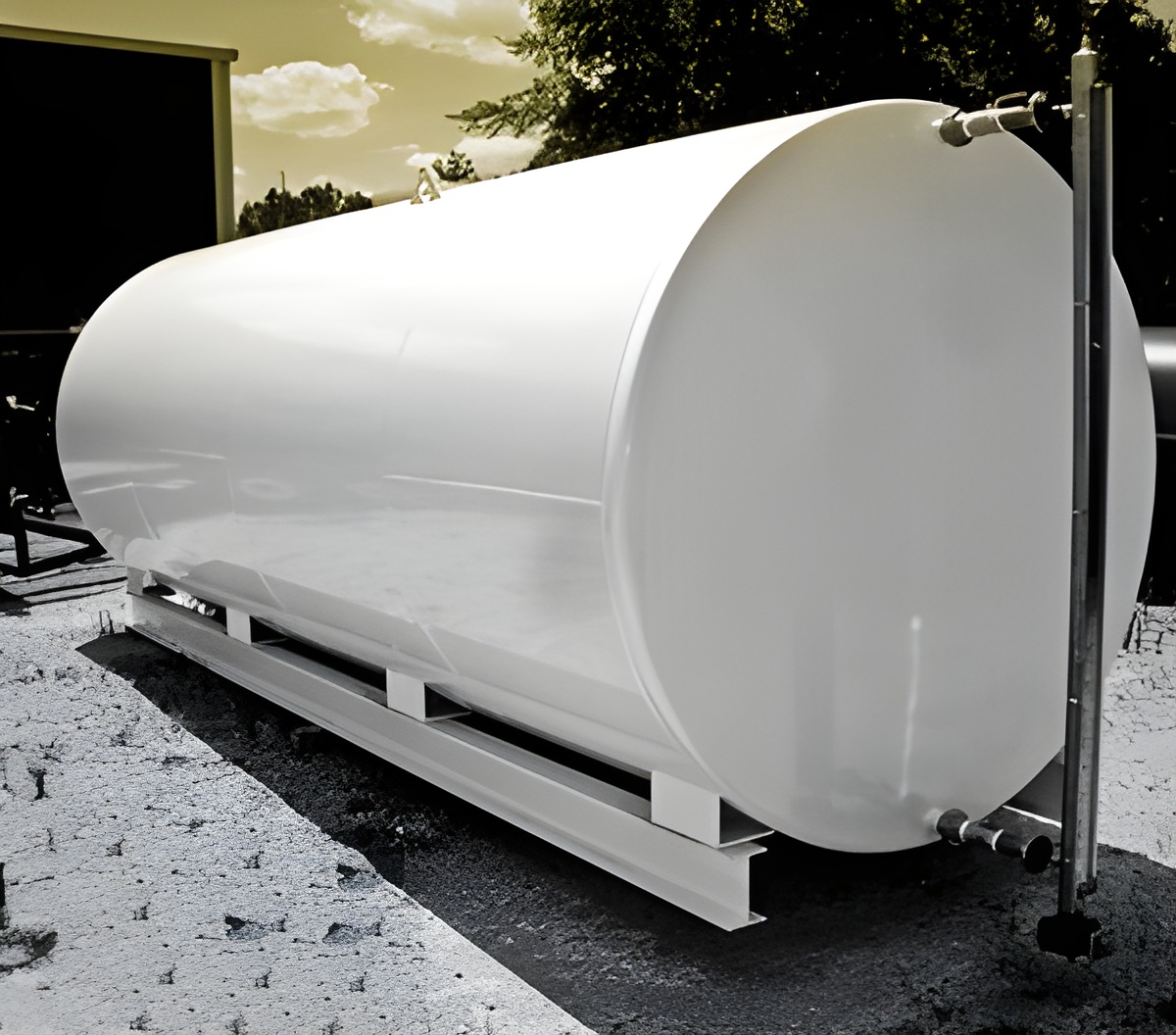 DIESEL TANKS 1 custom fuel tank built to spec by XXX cv and exhaust for a customer